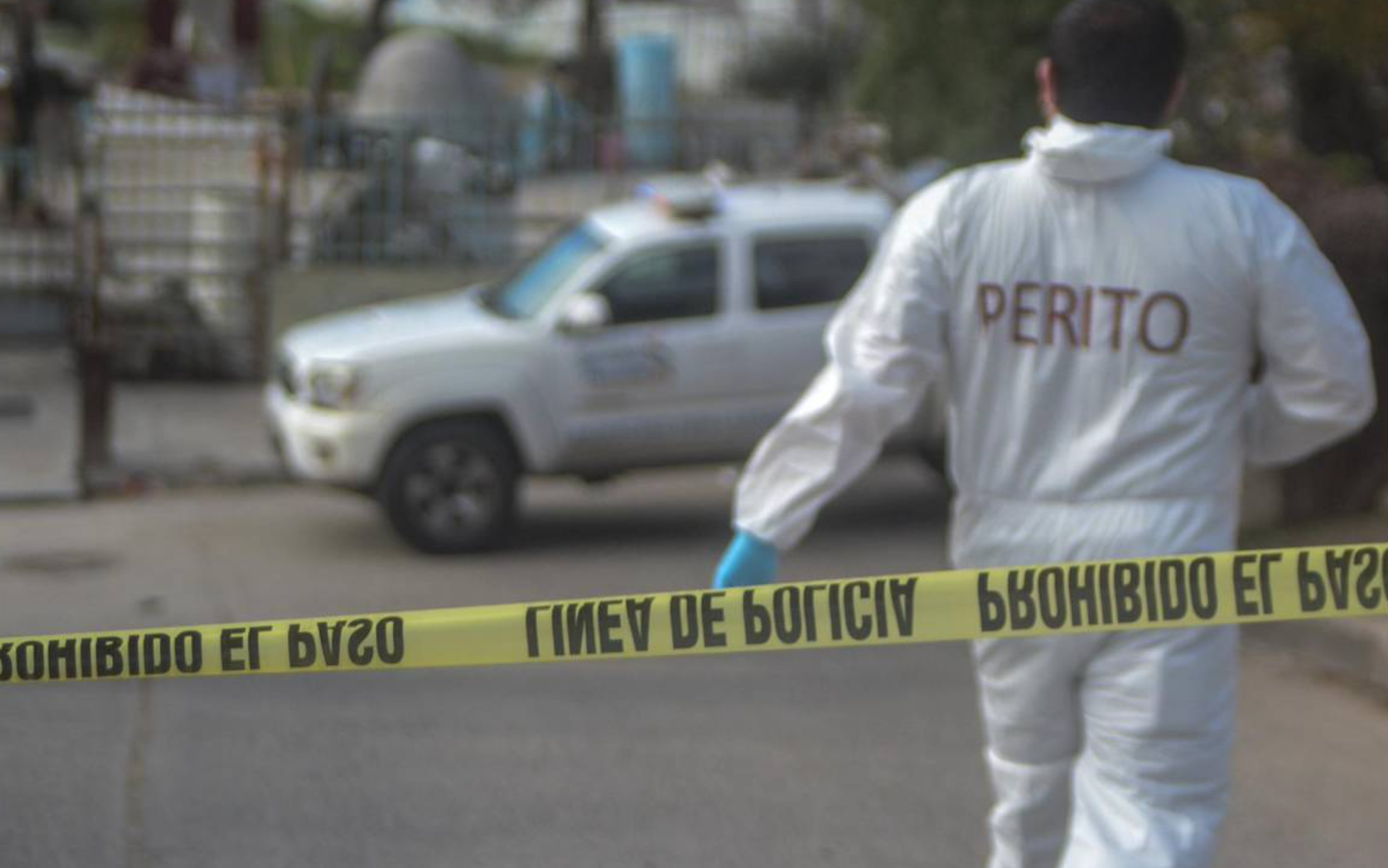 Hallan tres cuerpos en una camioneta abandonada en Nuevo León